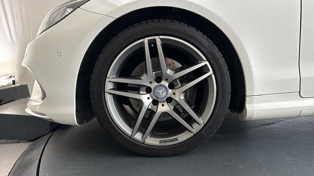 Mercedes-Benz E Class E250 Se Cdi Blue #28