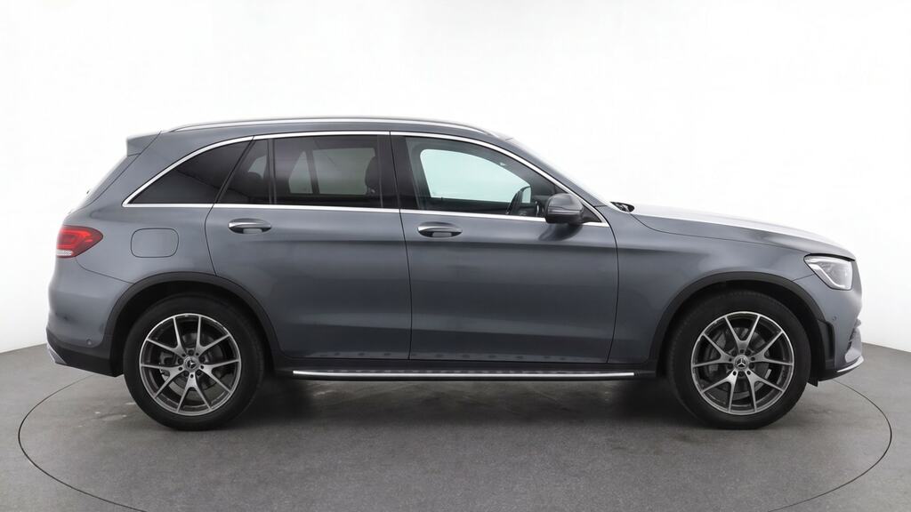 Mercedes-Benz GLC Class Glc 300 4Matic Amg Line Black #8