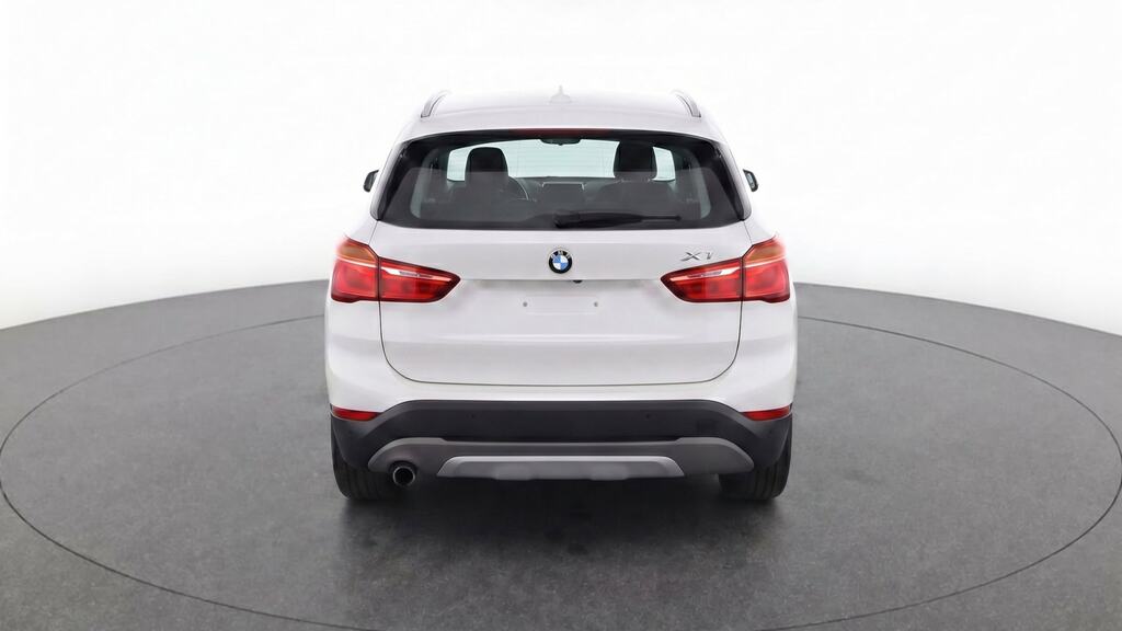 BMW X1 White #7