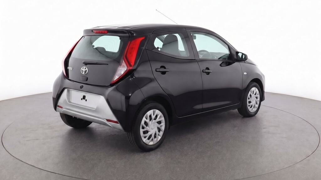 Toyota Aygo 1.0 Vvt-i X-play Black #4