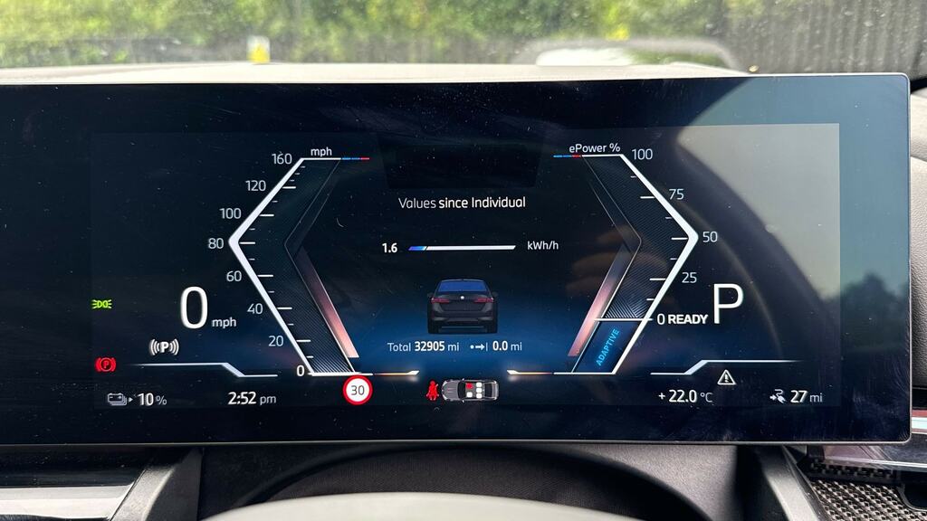 BMW i5 M60 Blue #9