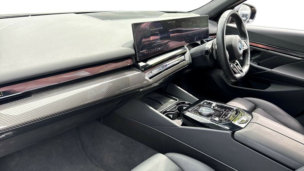 BMW i5 M60 Blue #7