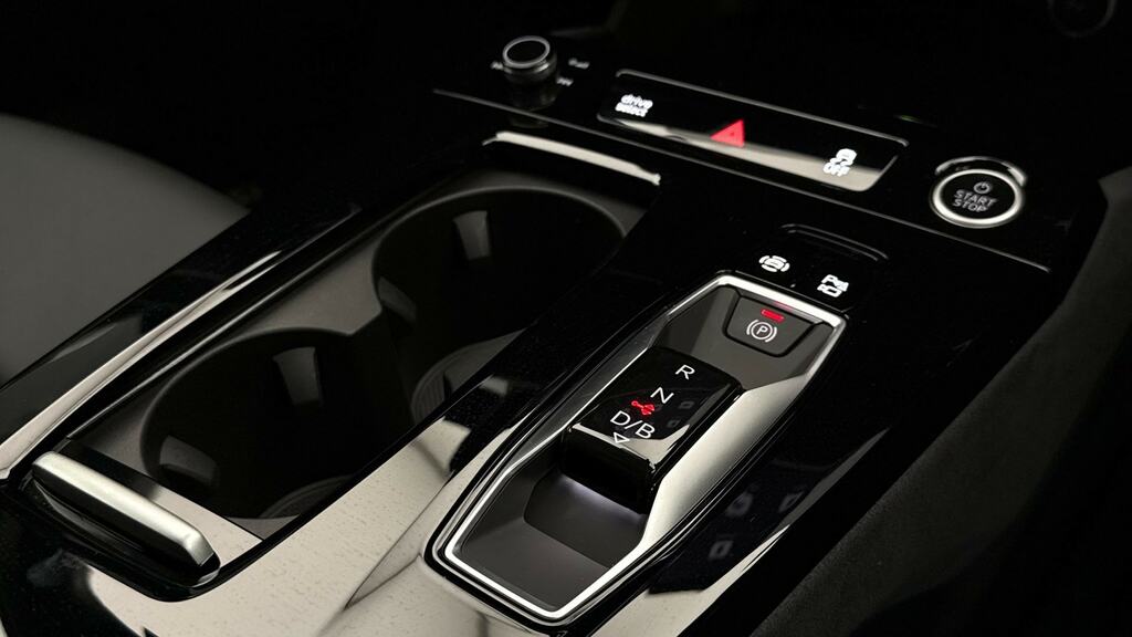 Audi A6 E-tron Avant 210Kw 83Kwh S Line Sv Black #14
