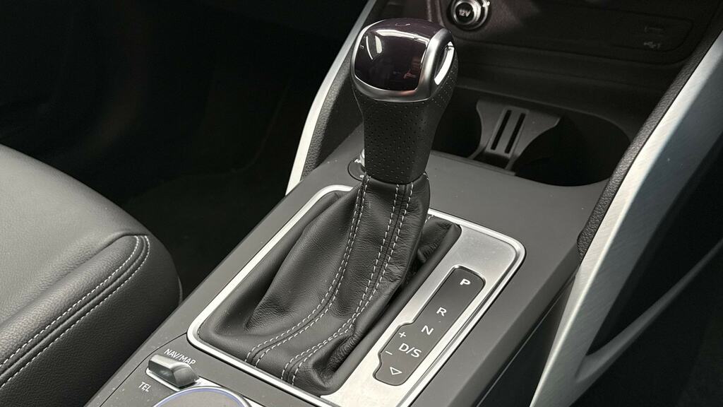 Audi Q2 Black Edition Black #14