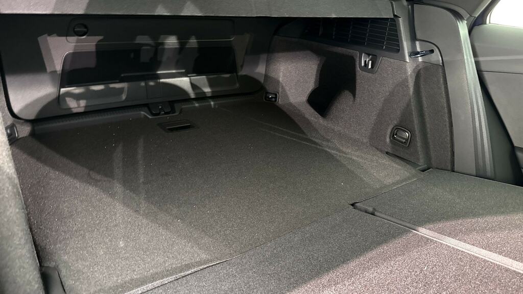 Audi Q2 Black Edition Black #21