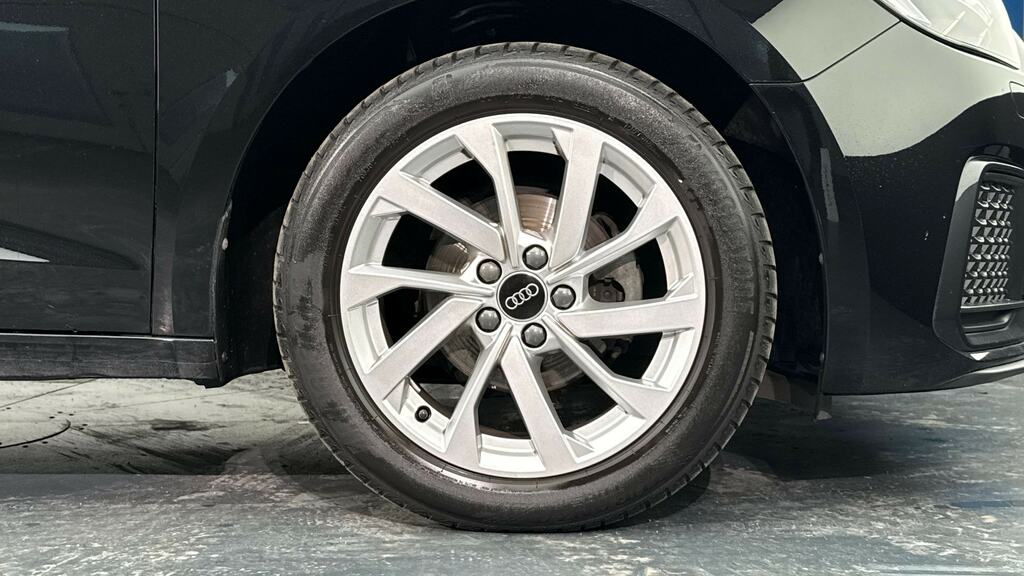 Audi A1 25 Tfsi Sport YC72TLZ Black #5