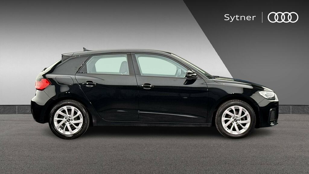 Audi A1 25 Tfsi Sport YC72TLZ Black #4