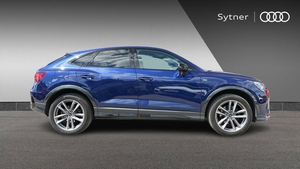 Audi Q3 35 Tfsi Black Edition S Tronic Cs Pack VO23JYN Blue #4