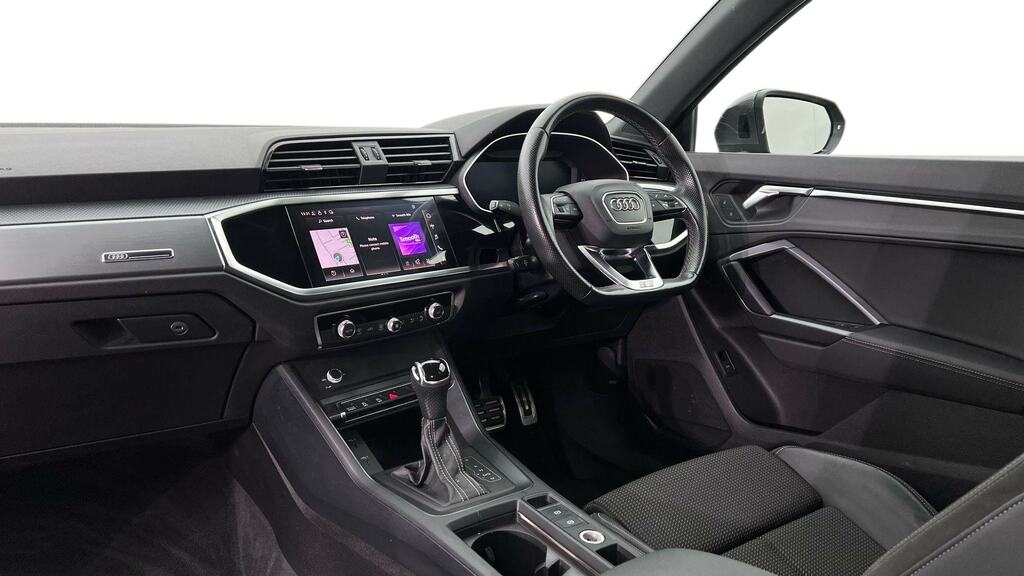 Audi Q3 35 Tfsi S Line S Tronic Grey #2