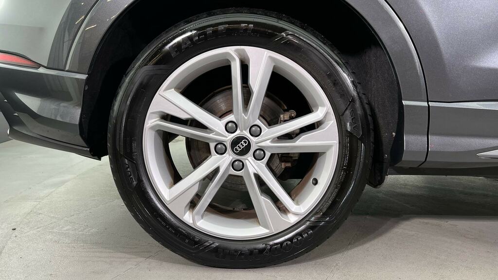 Audi Q3 35 Tfsi S Line S Tronic Grey #5