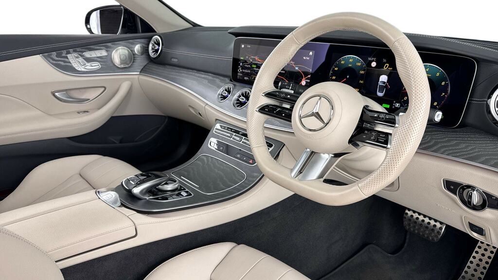 Mercedes-Benz E Class E300 Amg Line Night Ed Premium Plus 9G-tronic Red #5