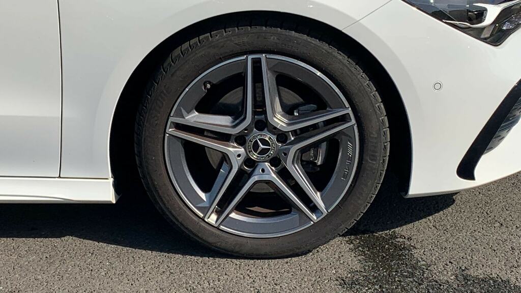 Mercedes-Benz CLA Class Cla 180 Amg Line Executive Tip White #5