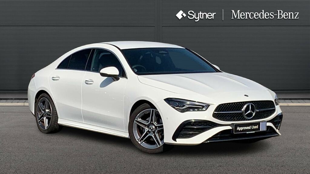 Mercedes-Benz CLA Class Cla 180 Amg Line Executive Tip White