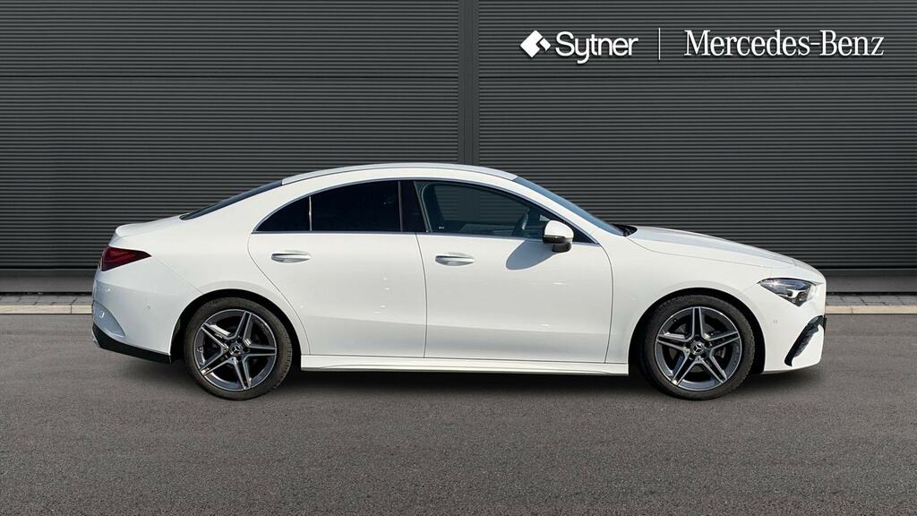 Mercedes-Benz CLA Class Cla 180 Amg Line Executive Tip White #4