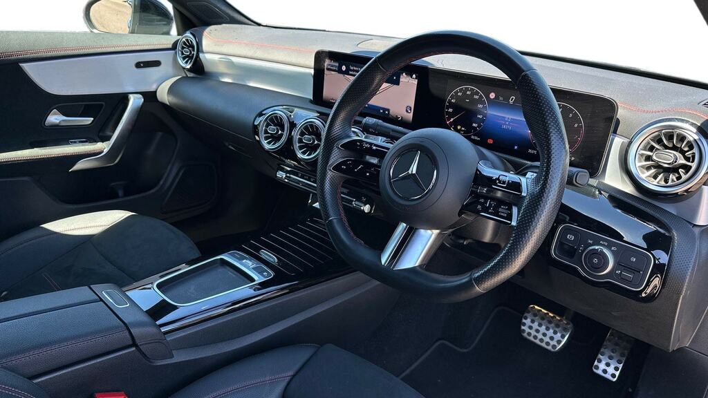 Mercedes-Benz CLA Class Cla 180 Amg Line Executive Tip KR24MWD Black #3