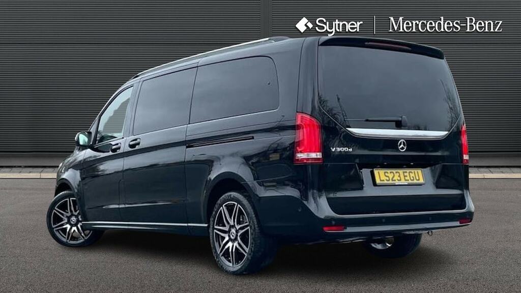 Mercedes-Benz V Class V300 D 237 Amg Line 9G-tronic Extra Long Black #2