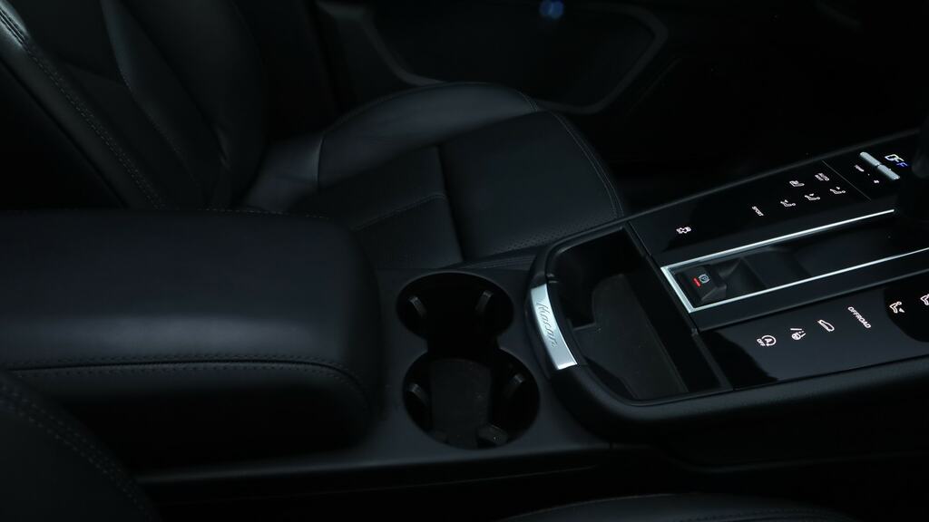 Porsche Macan S Silver #15