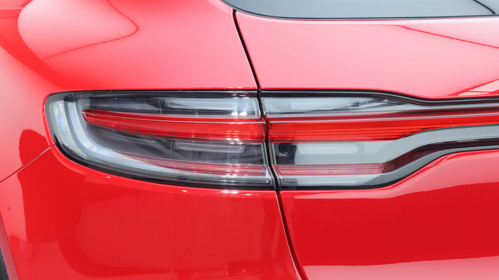 Porsche Macan S Silver #23