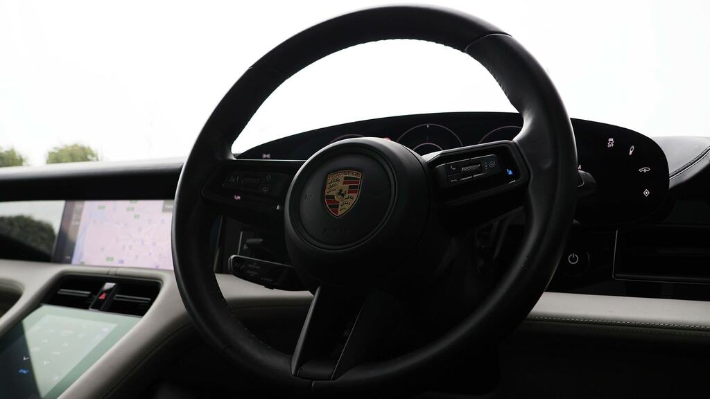 Porsche Taycan 4X2 White #14