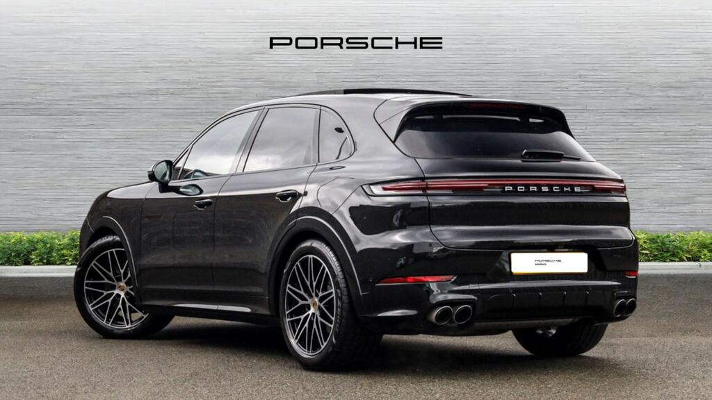 Porsche Cayenne Tiptronic S Black #4