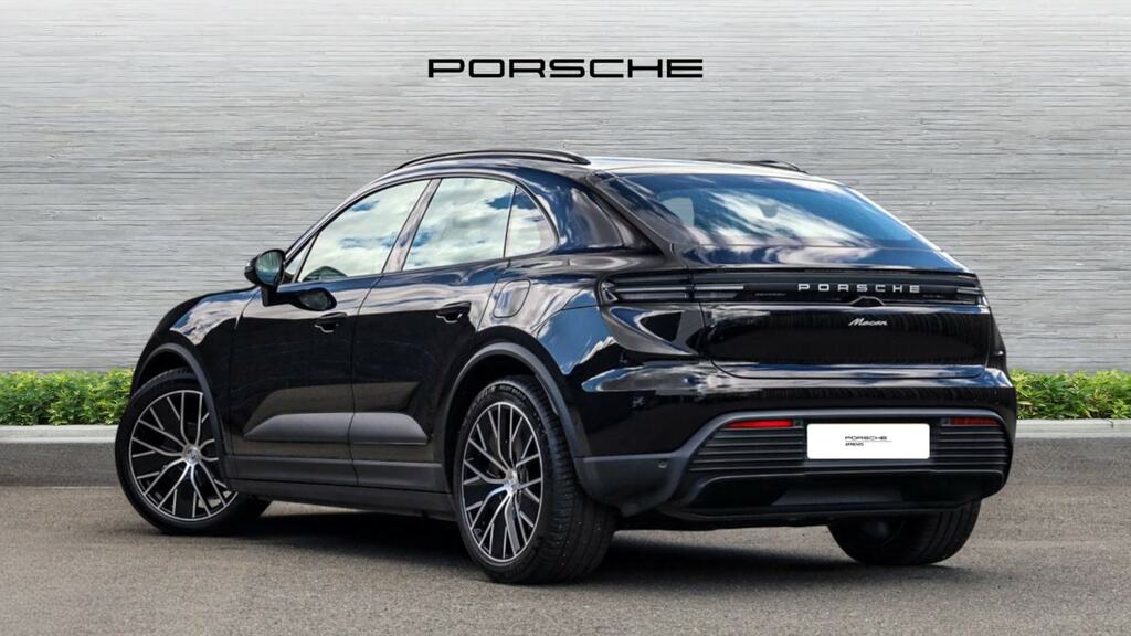 Porsche Macan 265Kw 100Kwh Black #2