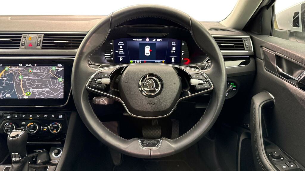 Skoda Superb 2L Se Technology Black #10