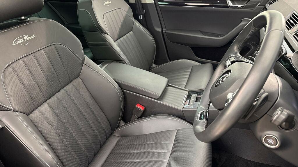 Skoda Superb 2L Se Technology Black #15