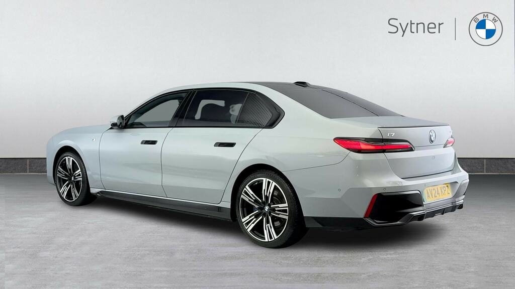 BMW i7 335Kw Edrive50 M Sport 105.7Kwh Exec Grey #2