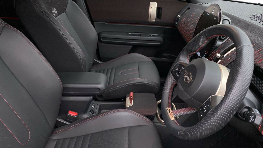 Mini Countryman E Classic White #11