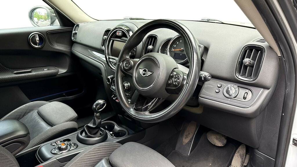 Mini Countryman 1.5 Cooper All4 Techchili Pack White #6
