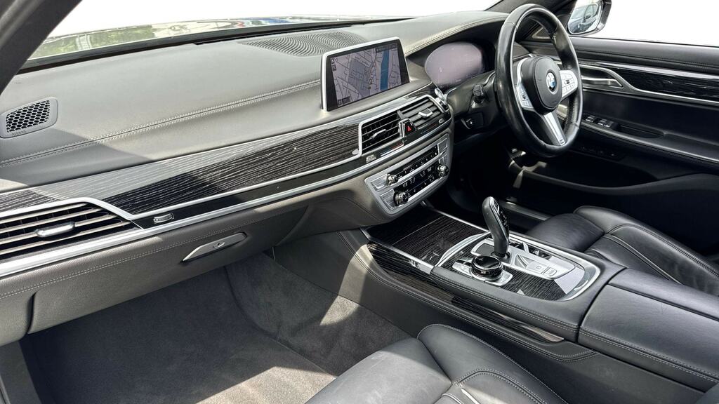 BMW 7 Series 740Ld Xdrive Mht Grey #7