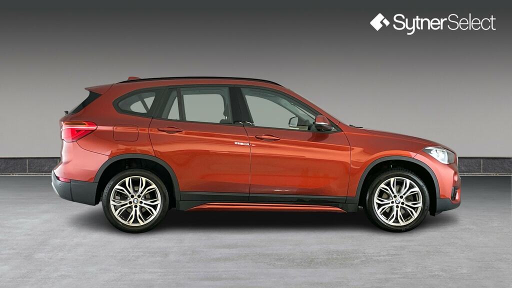 BMW X1 Sdrive 18I Sport Orange #3