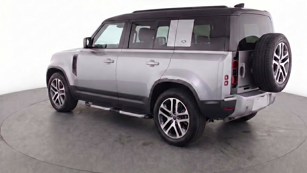 Land Rover Defender 110 2.0 D240 Hse 110 7 Seat Silver #3