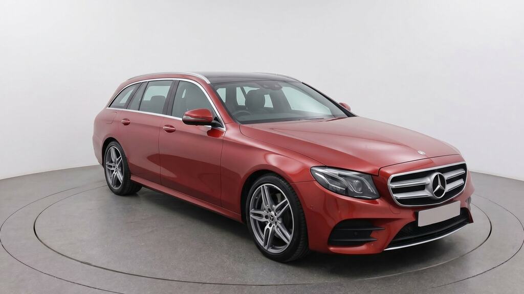 Mercedes-Benz E Class E220d Amg Line Premium 9G-tronic Red