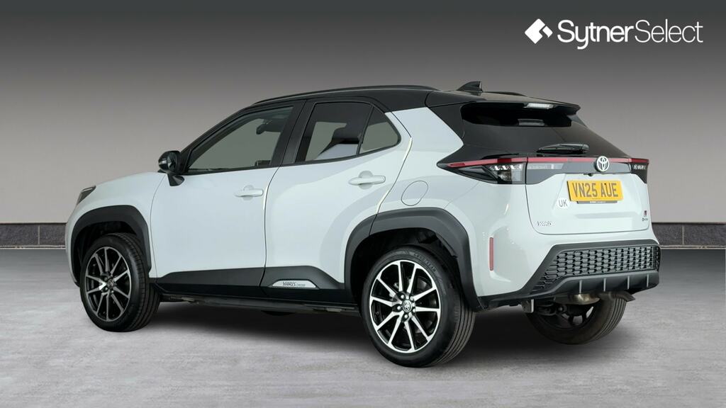 Toyota Yaris Cross 1.5 Hybrid 130 Gr Sport Cvt VN25AUE Grey #2