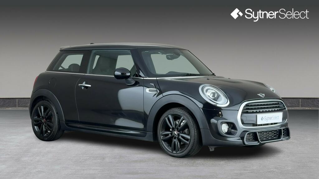 Mini Hatch 1.5 Cooper Sport II Nav Pack Black