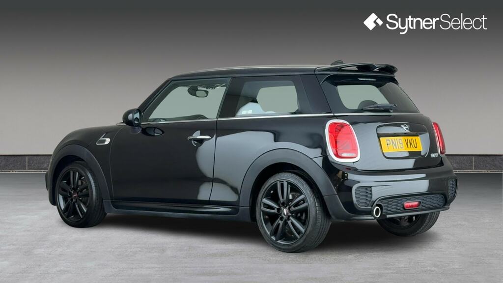 Mini Hatch 1.5 Cooper Sport II Nav Pack PN19VKU Black #2