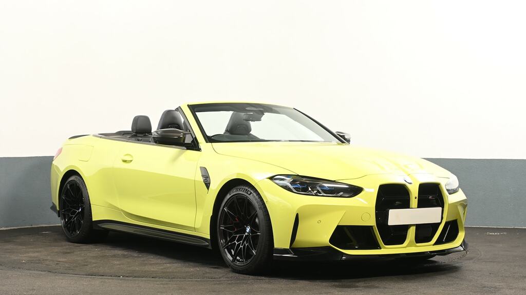 BMW M4 M4 Xdrive Competition M Step KF72UJT Yellow