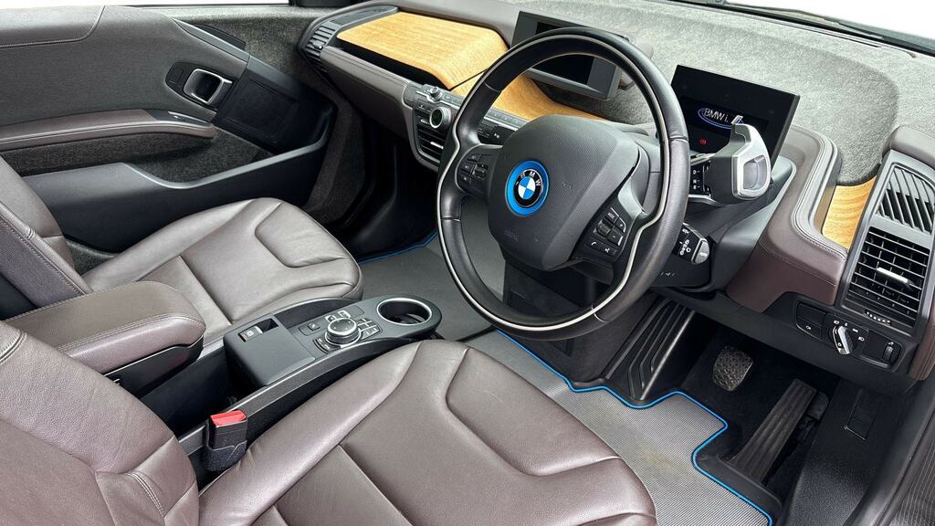 BMW i3 125Kw 42Kwh Suite Interior World Blue #6
