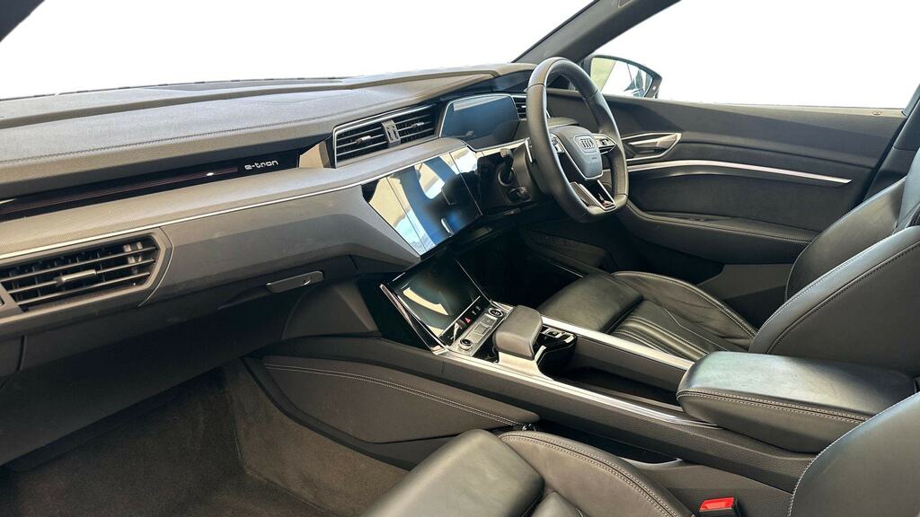 Audi Q8 e tron 250Kw 50 Quattro 95Kwh Black Edition Grey #2