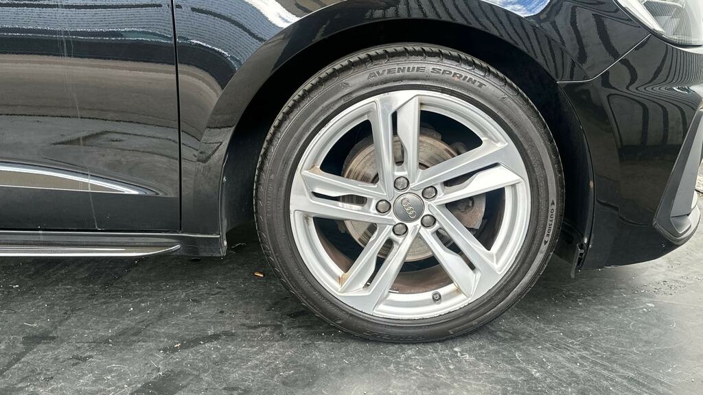Audi A1 30 Tfsi S Line YF19KYV Black #5