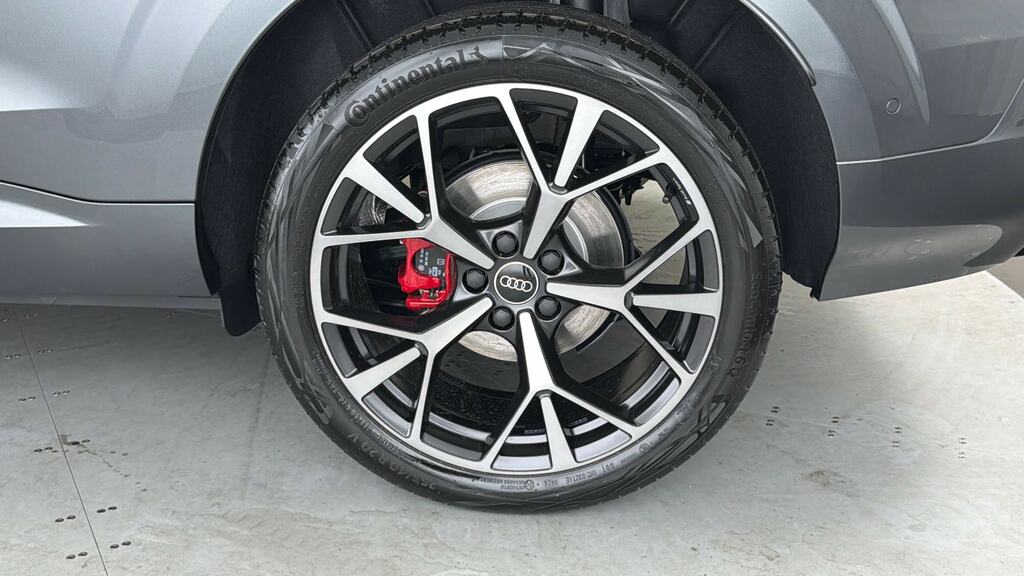 Audi Q3 1.5 Tfsi Edition 1 S Tronic Soundvision Grey #5
