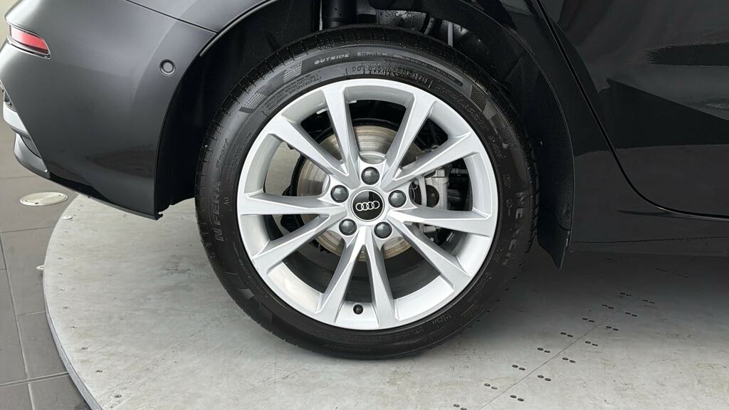 Audi A3 1.5 Tfsi E 204 Sport S Tronic LJ26MRM Black #5