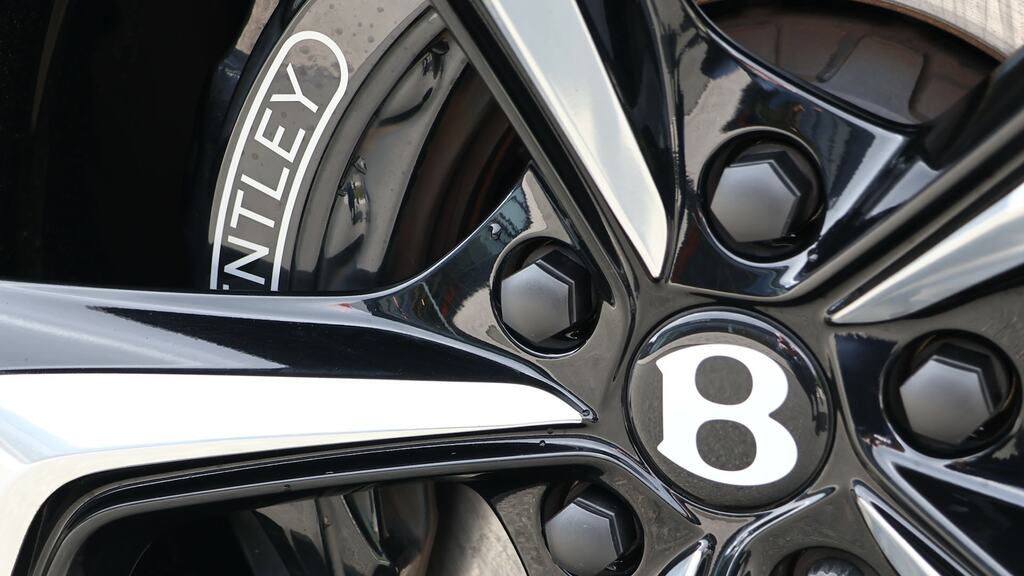Bentley Bentayga Azure V8 #34