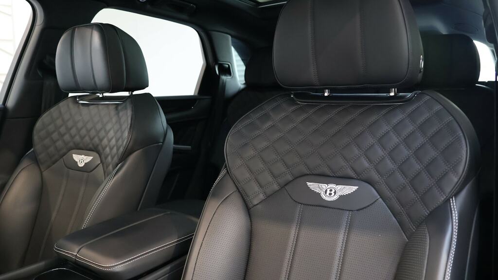 Bentley Bentayga Azure V8 #37