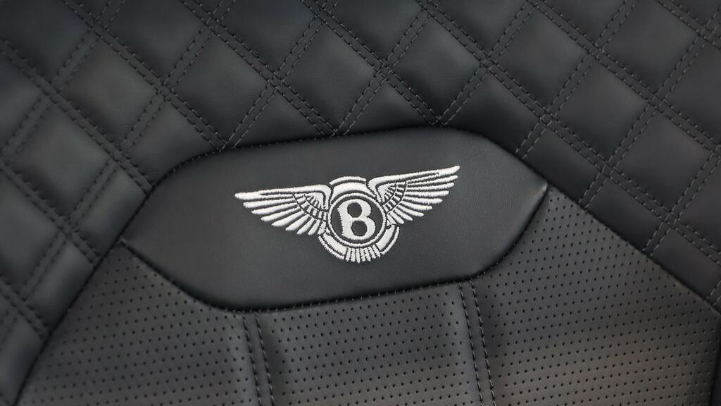 Bentley Bentayga Azure V8 #16