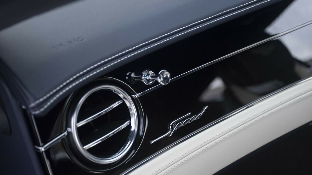 Bentley Continental Gt 4.0 V8 Mulliner Edition Tour Spec Gold #16