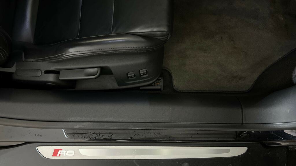 Audi R8 V10 Quattro 518 Black #27