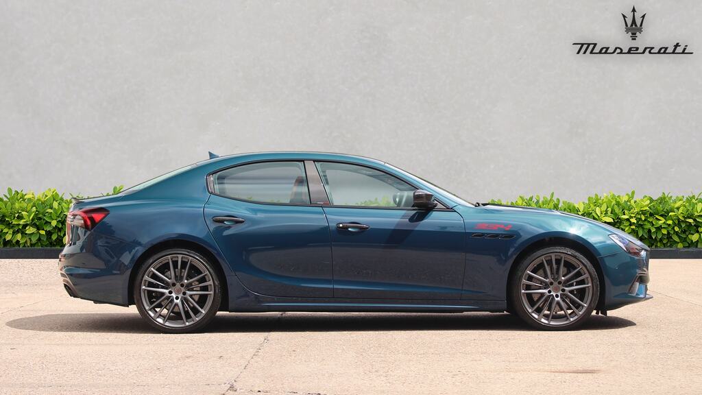 Maserati Ghibli V8 334 Ultima Blue #3