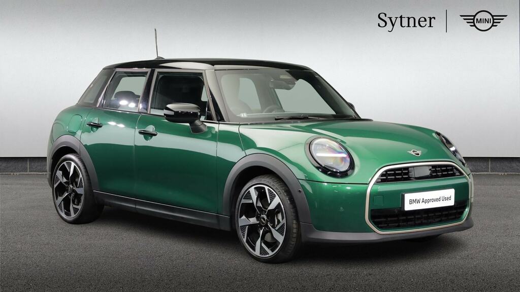 Mini Hatch 1.5 C Exclusive VK74YMA Green